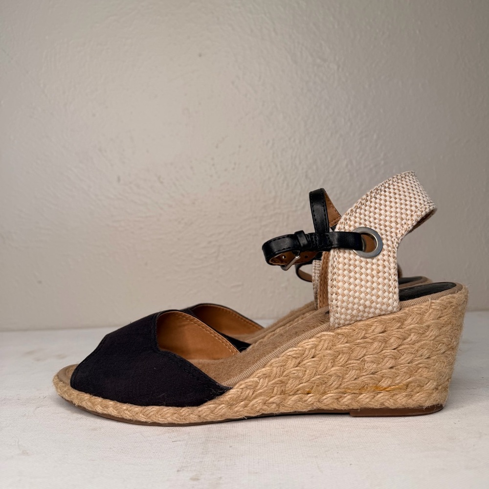 Lucky Brand wedge sandals black and tan canvas
